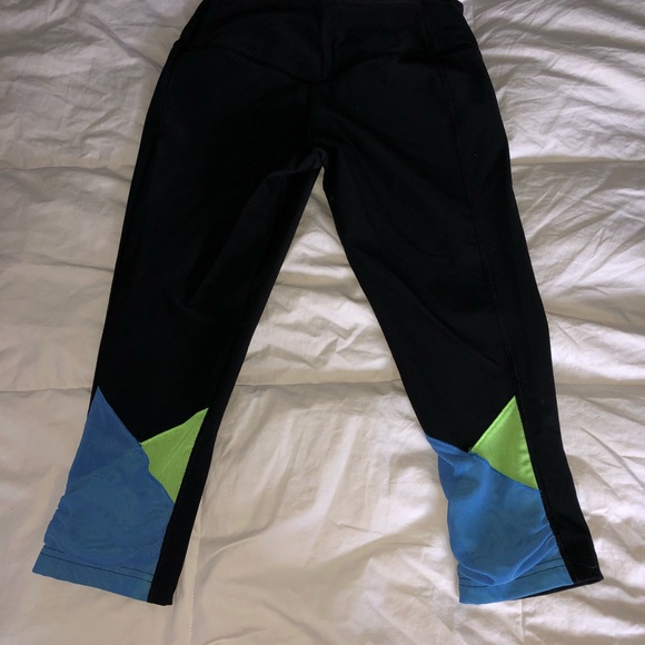 Nike cropped leggings - Picture 2 of 2